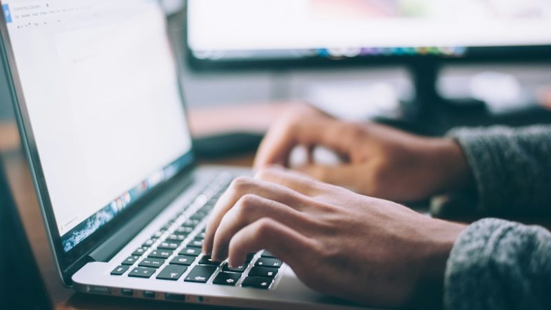 comment mesurer simplement ses visiteurs sur son site web en 2024